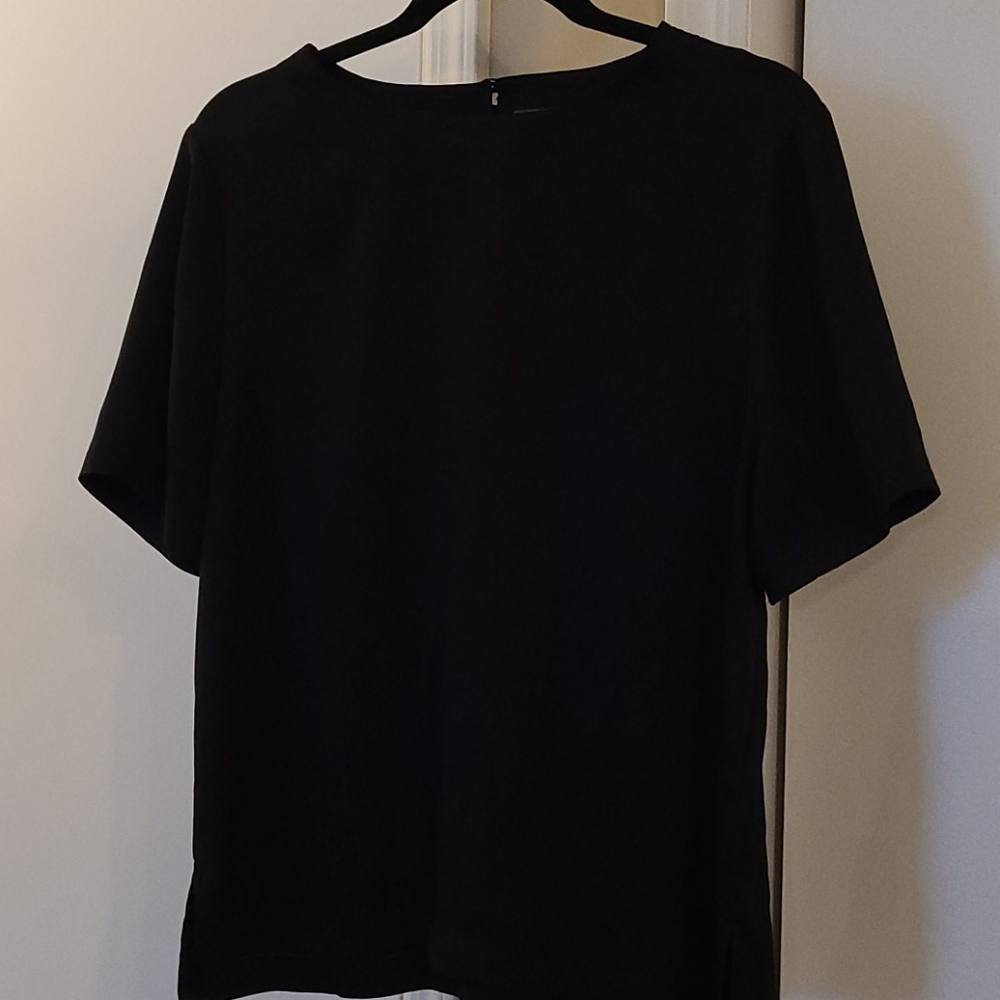 Vince Camuto black blouse